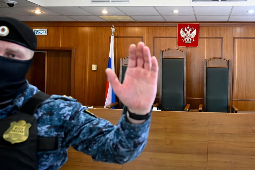 В конце апреля Судебный департамент прекратил публикацию статистики о судимости с 2005 года. Эти данные были ключевыми для анализа репрессий, военных дел и массовых приостановок процессов — их исчезновение серьёзно осложняет исследование правосудия в стране.