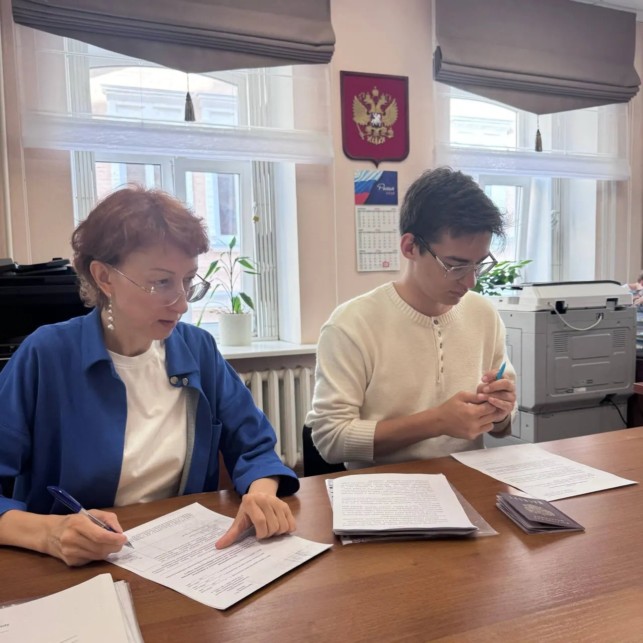 Оглоблин заявил о намерении баллотироваться как независимый кандидат по 11-му одномандатному округу. Ранее он занимался защитой прав после незаконного задержания и помогал пермякам в вопросах ЖКХ; сейчас выступает за возвращение городу градостроительных и земельных полномочий.