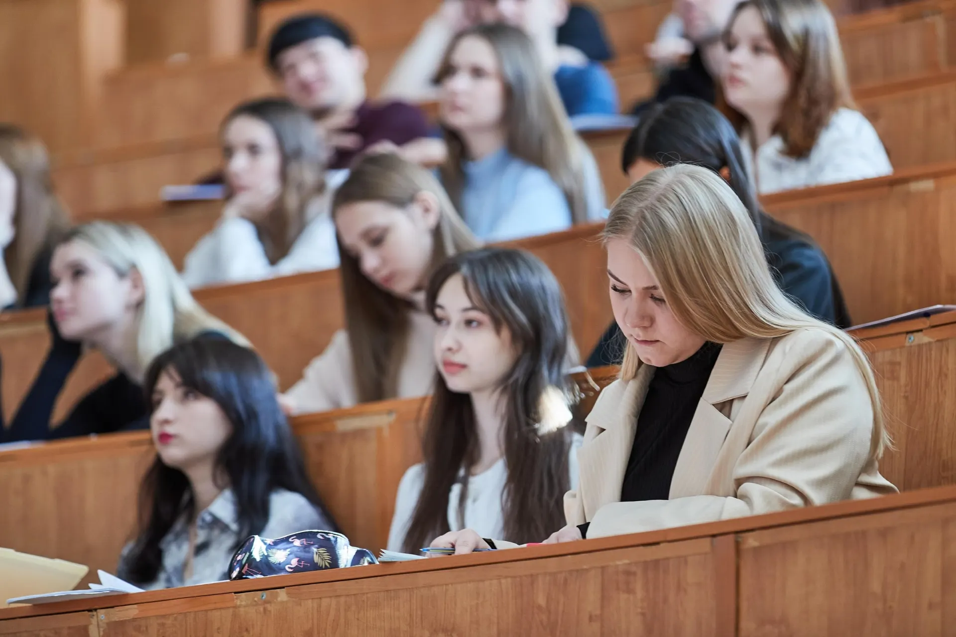По новым правилам студентов могут отчислить в любой момент, а штрафы за нарушение договоров заменены требованием возместить стоимость обучения.
