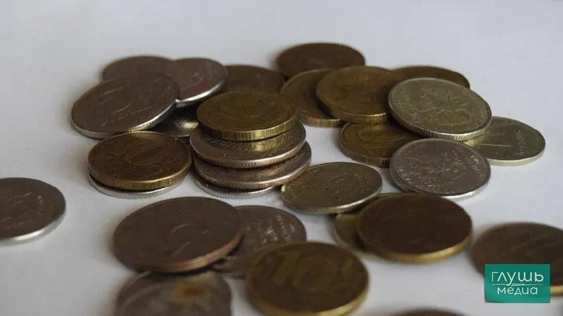 Минэкономразвития опубликовал прогноз: рост экономики с 0,6% в 2026 году до 2,4% к 2029 году; инфляция — 6,8% к концу 2026 года и около 4% к 2027 году; инвестиции начнут восстанавливаться с 2027 года, достигнув примерно 3% к 2029 году; лидеры — фармацевтика, машиностроение, авиастроение, электроника, туризм, IT и сельское хозяйство.