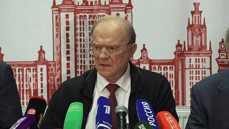 Лидер КПРФ заявил, что без изменений курса Россия продолжит экономическое и технологическое отставание и призвал к реформам.