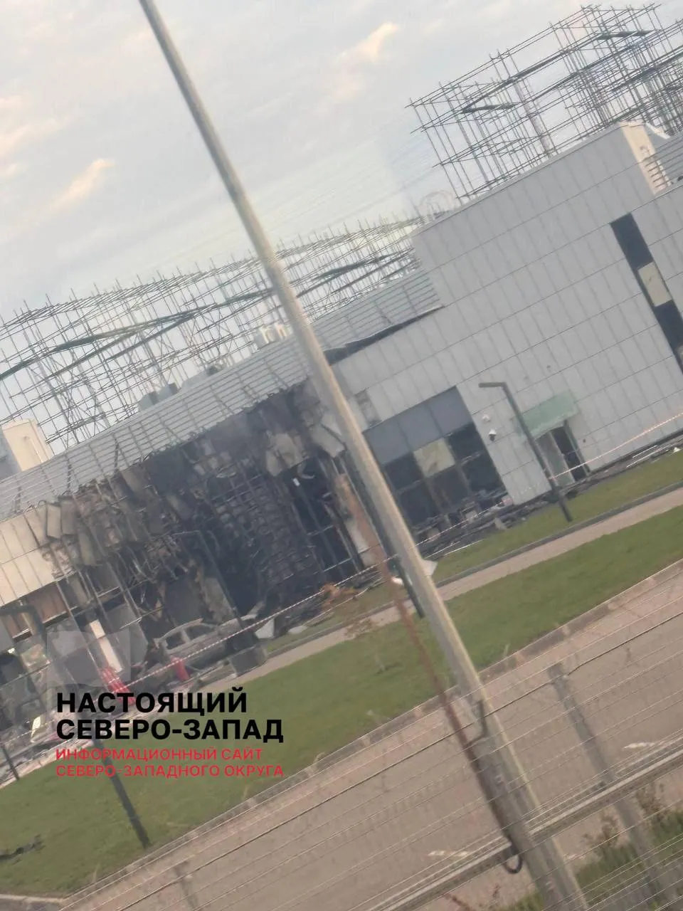 Беспилотники атакуют дата‑центры, угрожая банковским переводам, онлайн‑услугам и госуслугам. Сообщается об инцидентах в разных регионах, включая Балаковский центр и другие города.