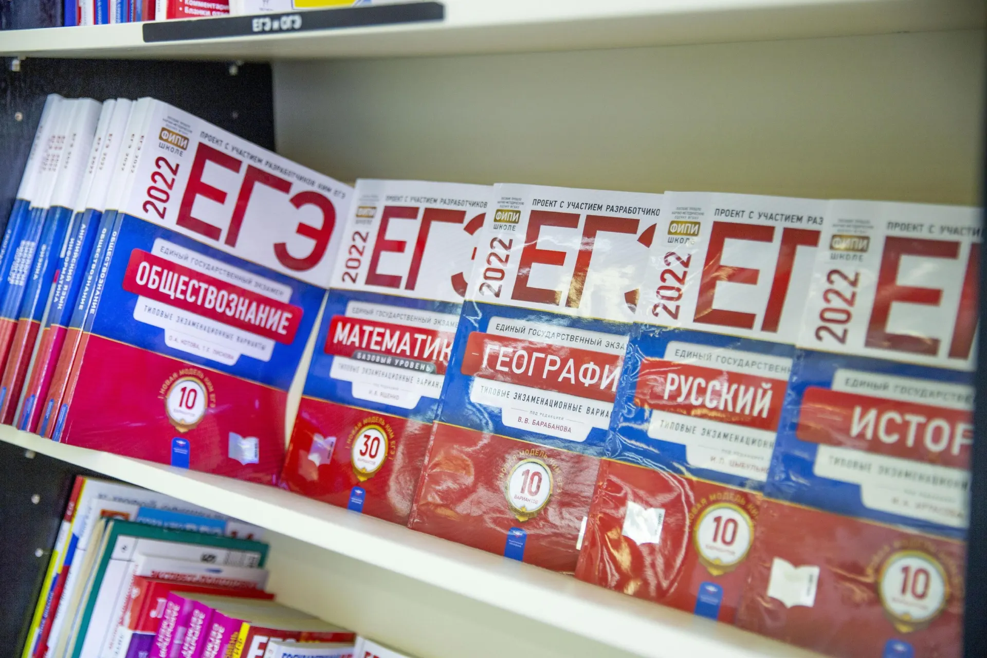 Инициатива касается государственных и частных вузов по всей России.