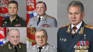 После смены министра обороны почти треть высшего руководства ведомства и подведомственных структур отправлена в отставку, ряд бывших заместителей и топ-менеджеров арестованы по обвинениям в коррупции и хищениях.