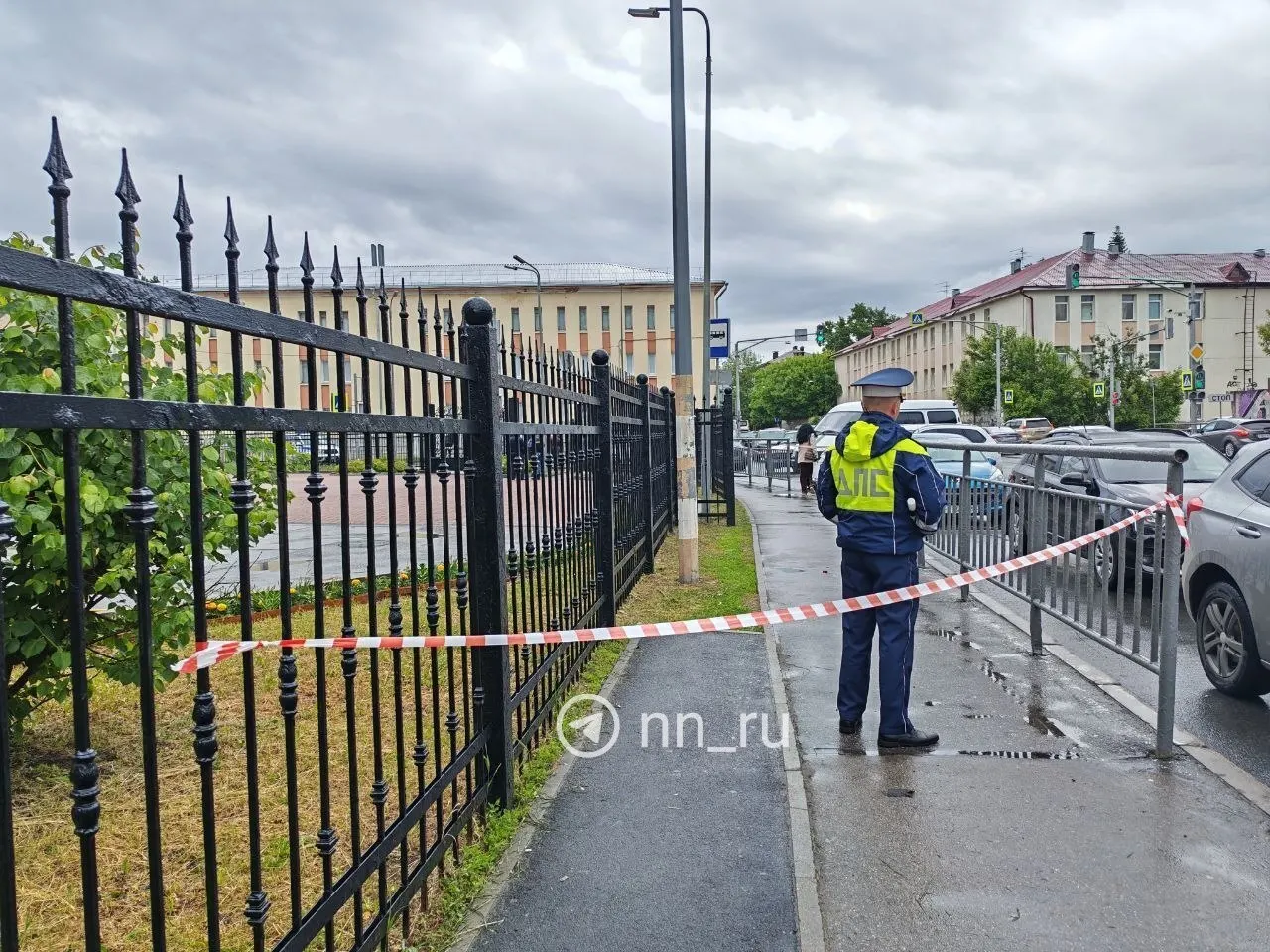 Минобороны сообщает о 62 сбитых беспилотниках по стране. В Нижнем Новгороде у здания областного суда зафиксированы повреждения; по предварительным данным пострадавших нет, на месте работают полиция и МЧС.