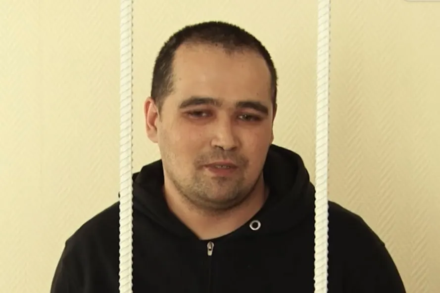 Мотовилихинский районный суд Перми заменил 31‑летнему Вилляму Муталлапову реальный срок в колонии на ограничение свободы; ближайшие девять месяцев он проведёт под надзором.