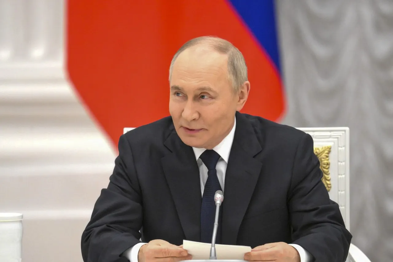 Президент заявил, что Россия располагает возможностями для ответа на любые попытки уничтожить военные объекты в Калининградской области.