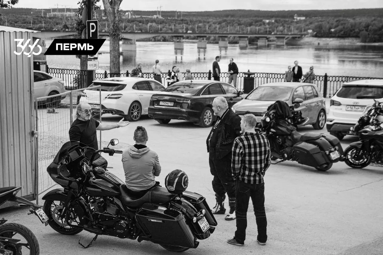 Краткий дайджест по Перми: археологические находки на месте старого зоопарка, предупреждение о массовых отключениях воды, обсуждение последствий атак беспилотников, сообщения о военной агитации на детских мероприятиях и появлении патриотических отрядов.