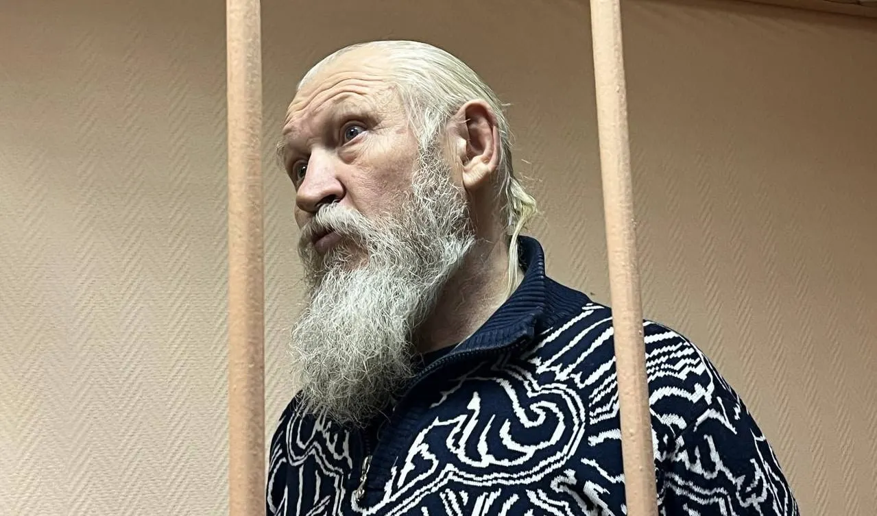 В обновлённый перечень «экстремистов и террористов» включили бывшего депутата Государственной думы Михаила Глущенко, осуждённого за соучастие в убийстве Галины Старовойтовой.