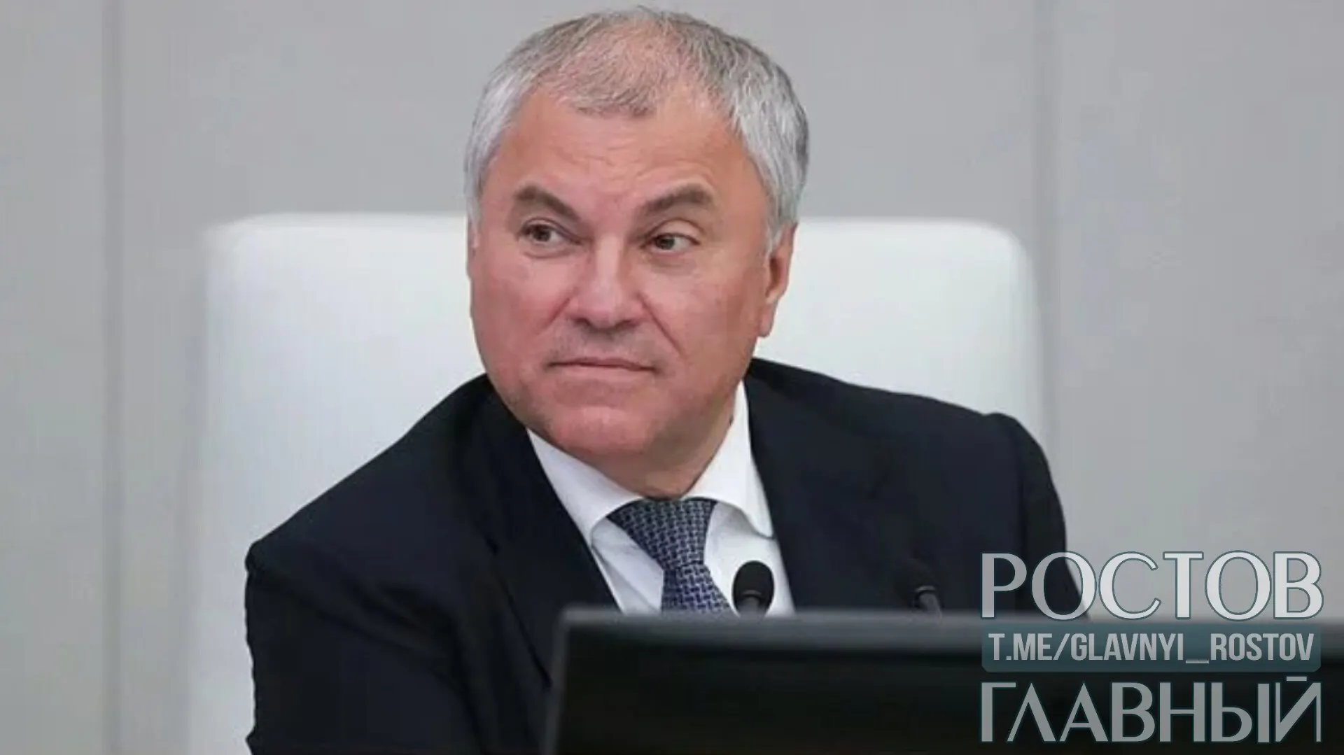 Спикер отметил, что при консолидации и общем понимании задача с перебоями на автозаправках будет решена, как и предыдущие испытания.