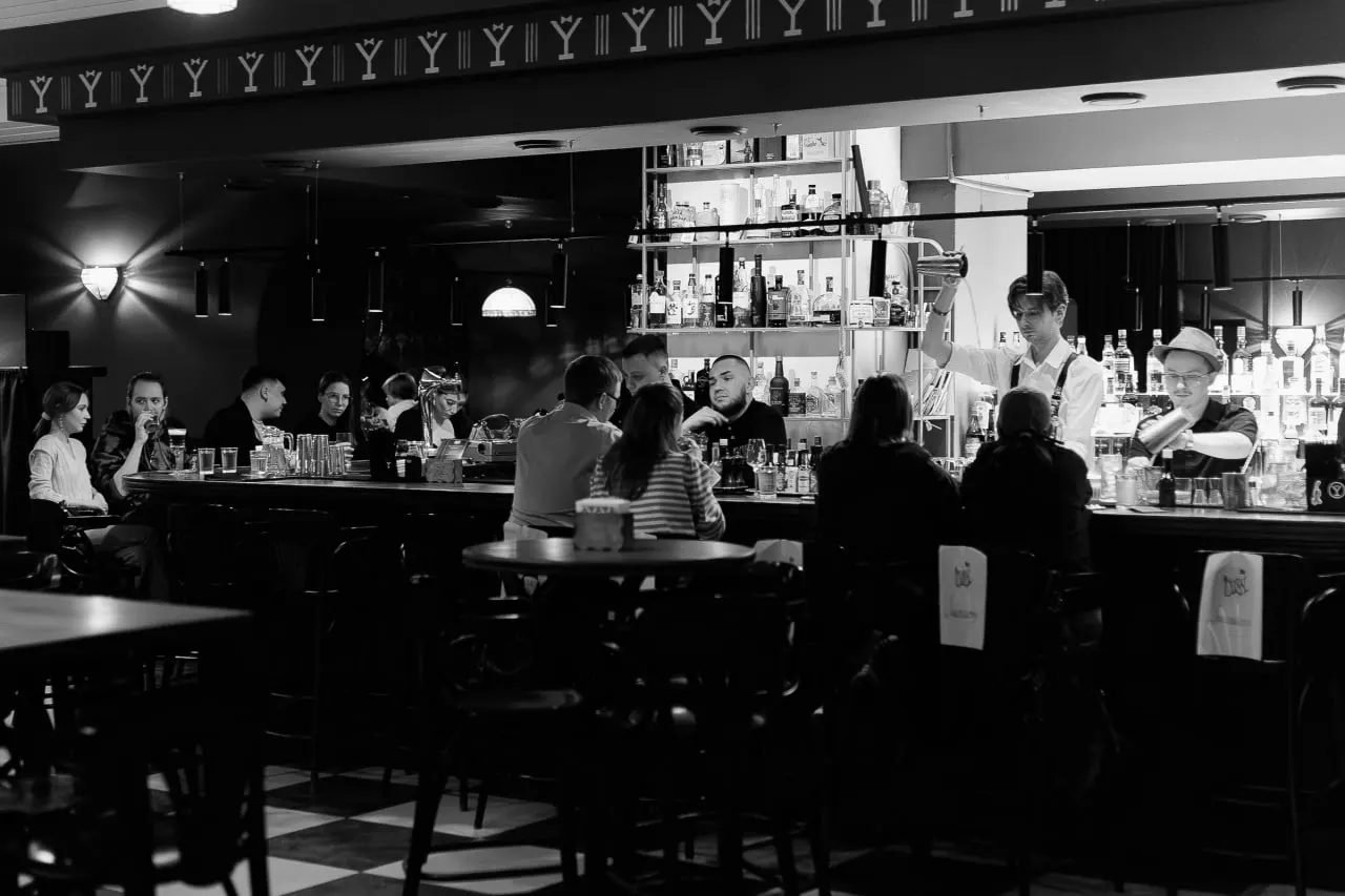 Gatsby’s bar & grill из Перми попал в шорт‑лист премии WhereToDrink — победителей выбирают рестораторы, гастроблогеры и журналисты.