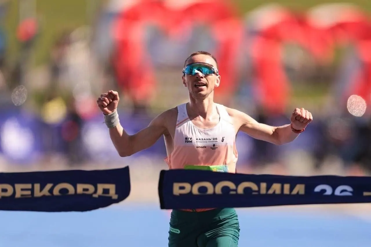 Пермский марафонец одержал уверенную победу на дистанции 10 км на чемпионате России в Екатеринбурге, показав 28 минут 26,65 секунды.