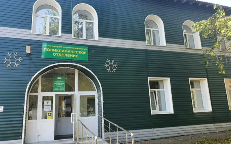 Депутат из Новосибирской области предложил Минфину освободить государственные медицинские учреждения от налога на недвижимость, чтобы средства шли на развитие здравоохранения. По его словам, налоговая нагрузка различается между регионами, и освобождение позволило бы направлять экономию на обновление оборудования и ремонт.