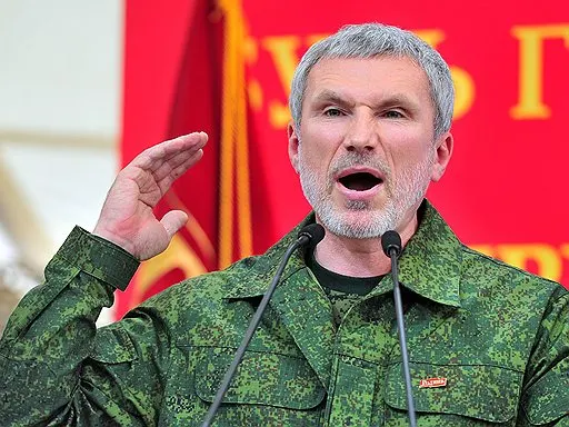 Лидер партии «Родина» назвал перевод 500 рублей «подачкой-неберучкой», а Верховный суд принял решение по делу с участием «Яблока»; спор разгорелся вокруг финансирования и роли участников.