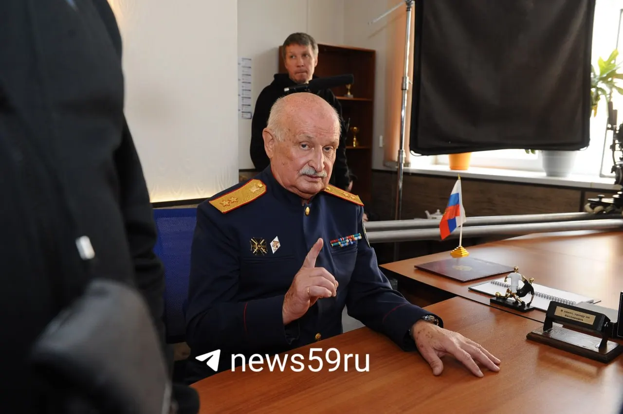 В Перми стартуют съемки художественного фильма о вечной молодости. В центре сюжета — директор клиники эстетической медицины Василиса Мирская, оказавшаяся запертой в криокамере; расследование ведут следователь Наталья Соколова и оперативник Григорий Петров.
