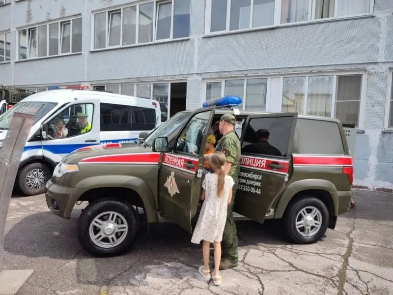 Минобороны предлагает расширить полномочия военной полиции, включая опрос граждан, проверку документов и другие меры в рамках розыска военнослужащих.